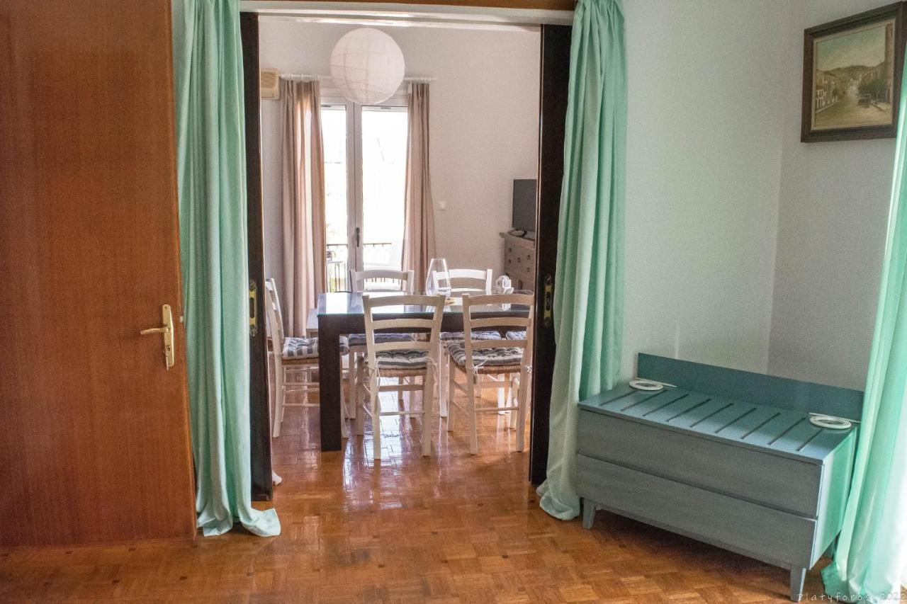 Apartmán Platyforos, In Of *